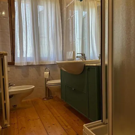 Feriehus Casale Ai Platani *